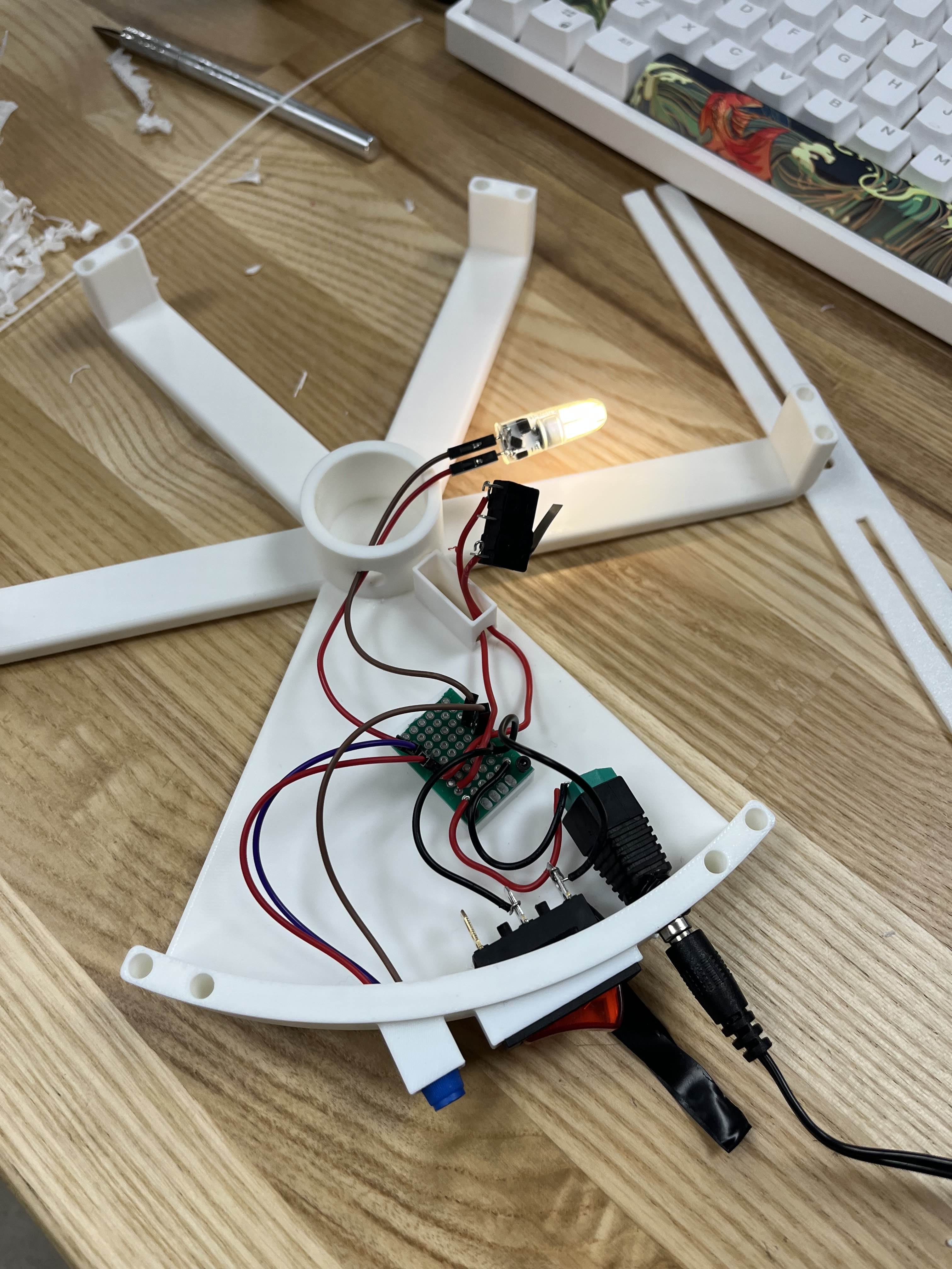 Hobberman lamp electronics